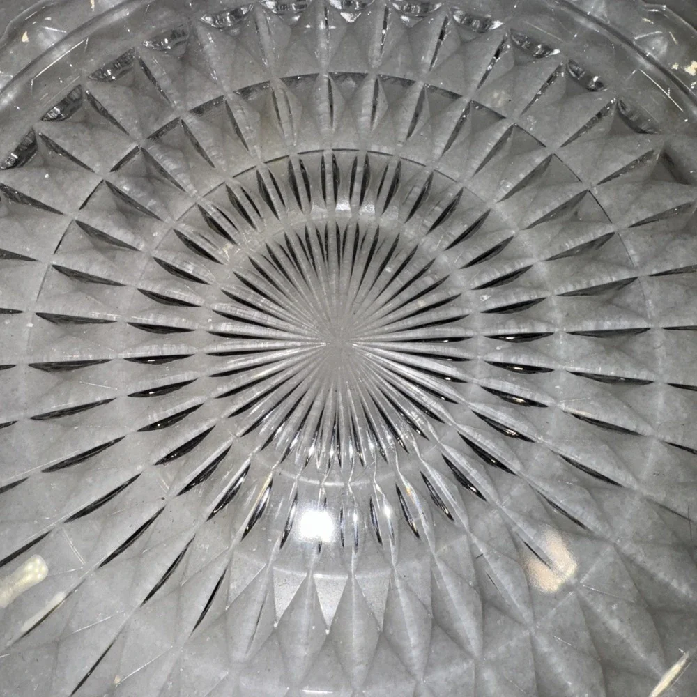 Jeannette‎ Glass Company Windsor Diamond Pattern Sandwich Plate